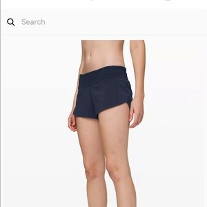 Lululemon speed up short in navy, size 6